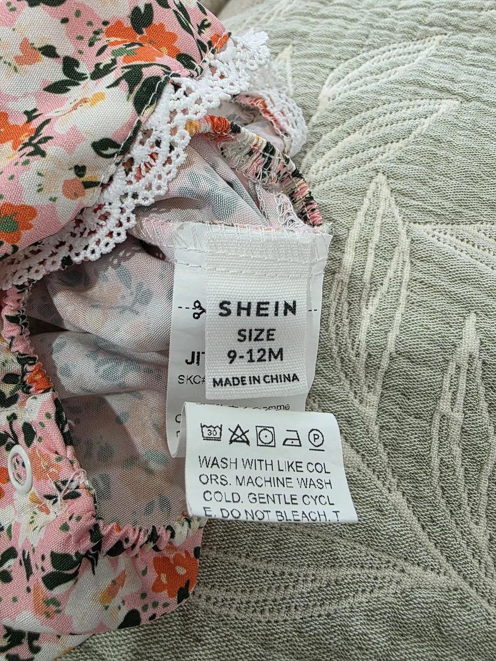 SHEIN Pink Floral Ruffle Smocked Romper